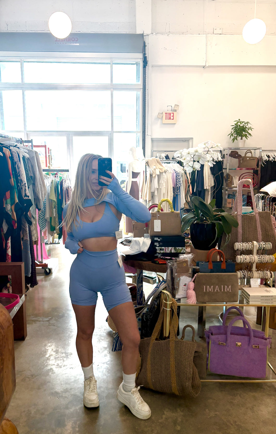 Glimpse the Label Shrug Cloud